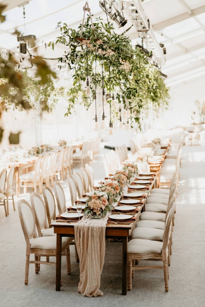 1212542-50770-l-56483NArY9et