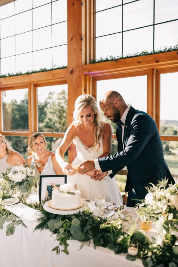 1218347-50906-l-56483UGuhYpU