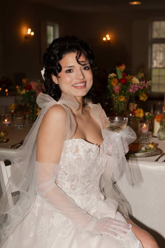 1218538-50916-l-564835EmUmY3