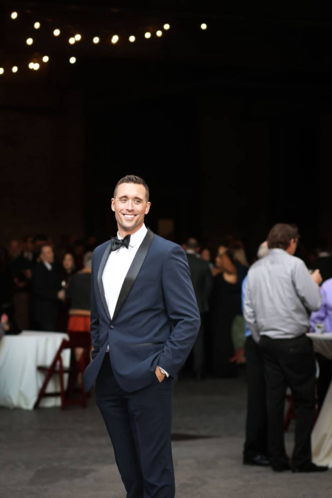 1220339-50952-l-56483ePu4aDY