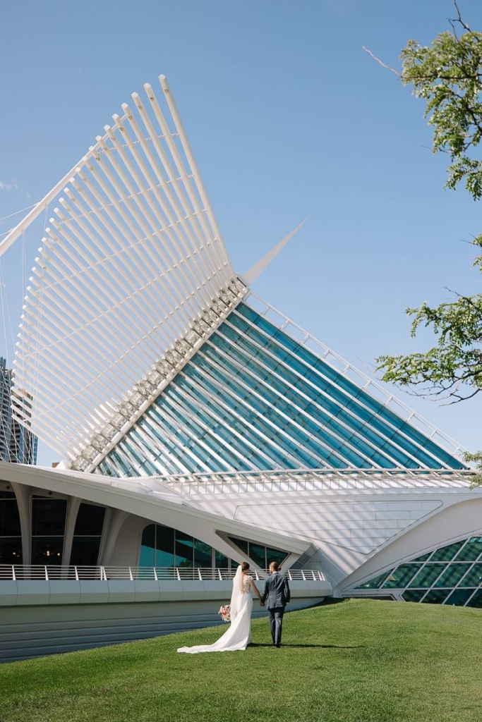 1222456-51026-l-56483sa3AvAX