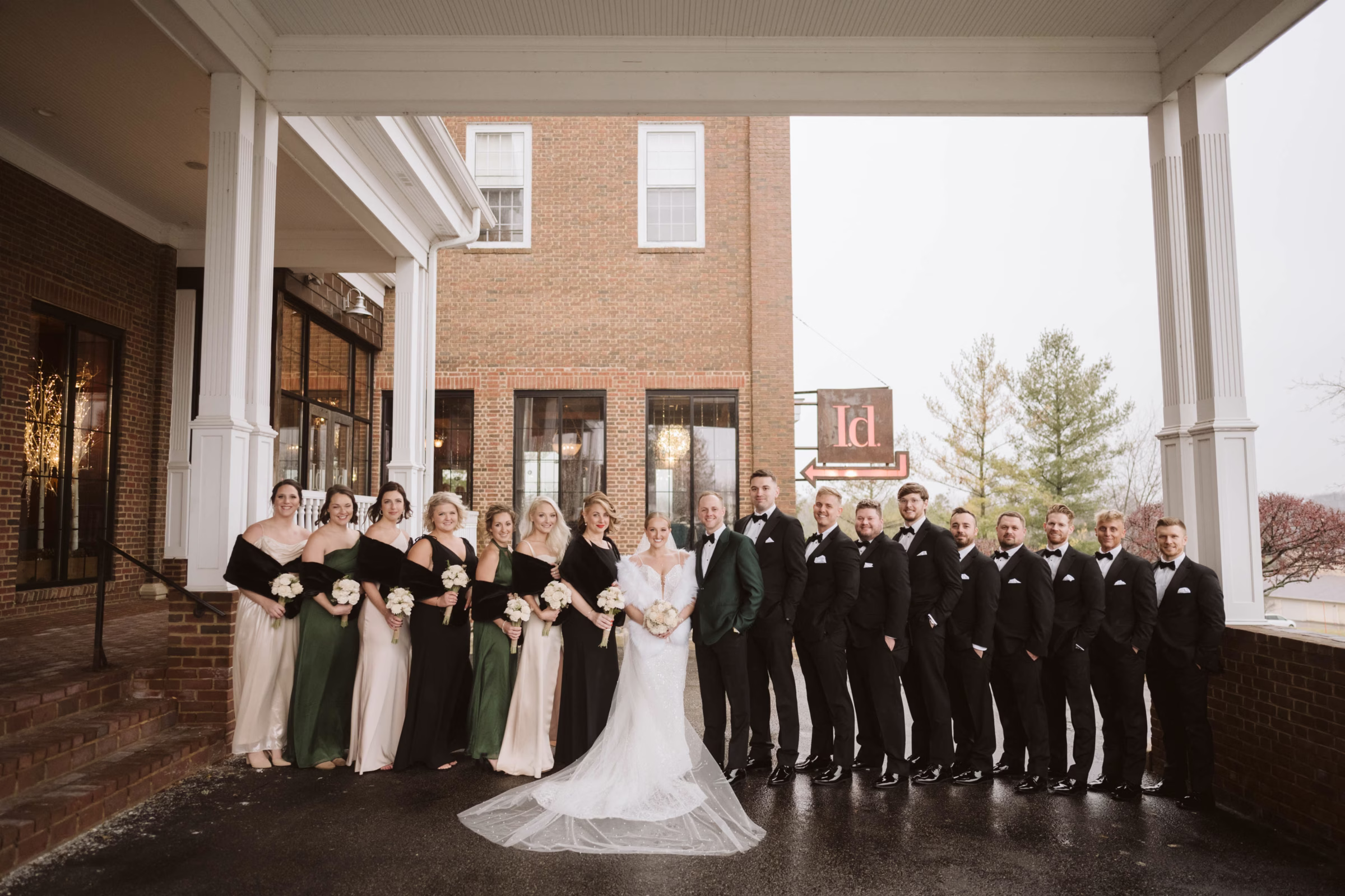Delafield-Hotel-Wedding-event-venue-southern-Wisconsin-Milwaukee–2