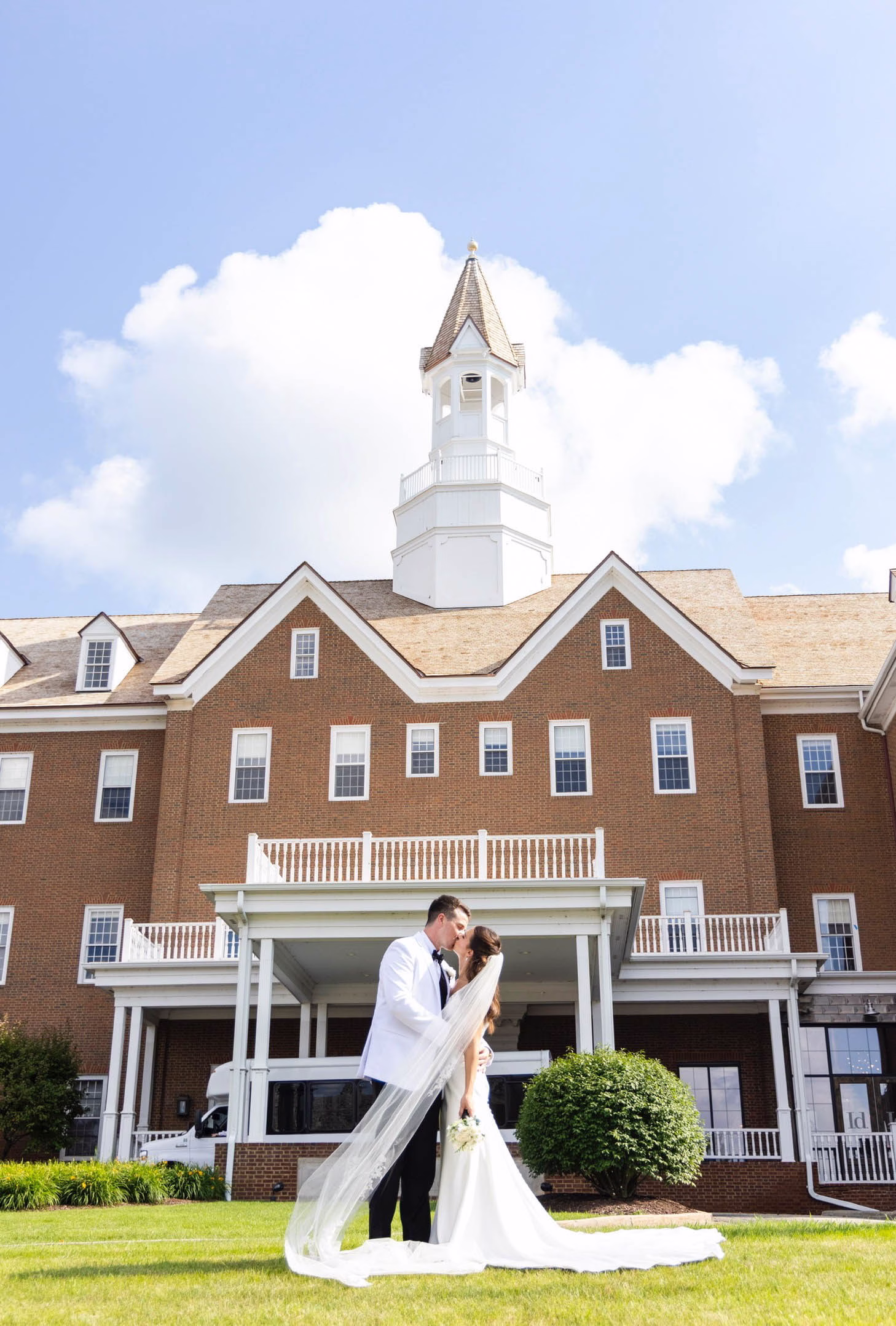 Delafield-Hotel-Wedding-event-venue-southern-Wisconsin-Milwaukee–8