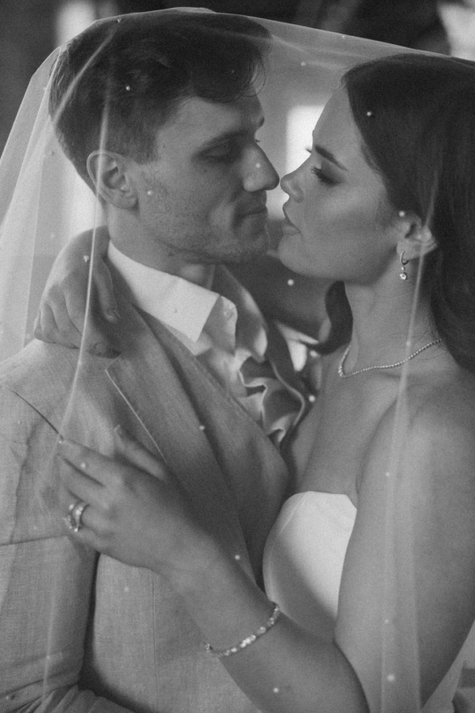 1223866-51061-l-56483GUgA3yr