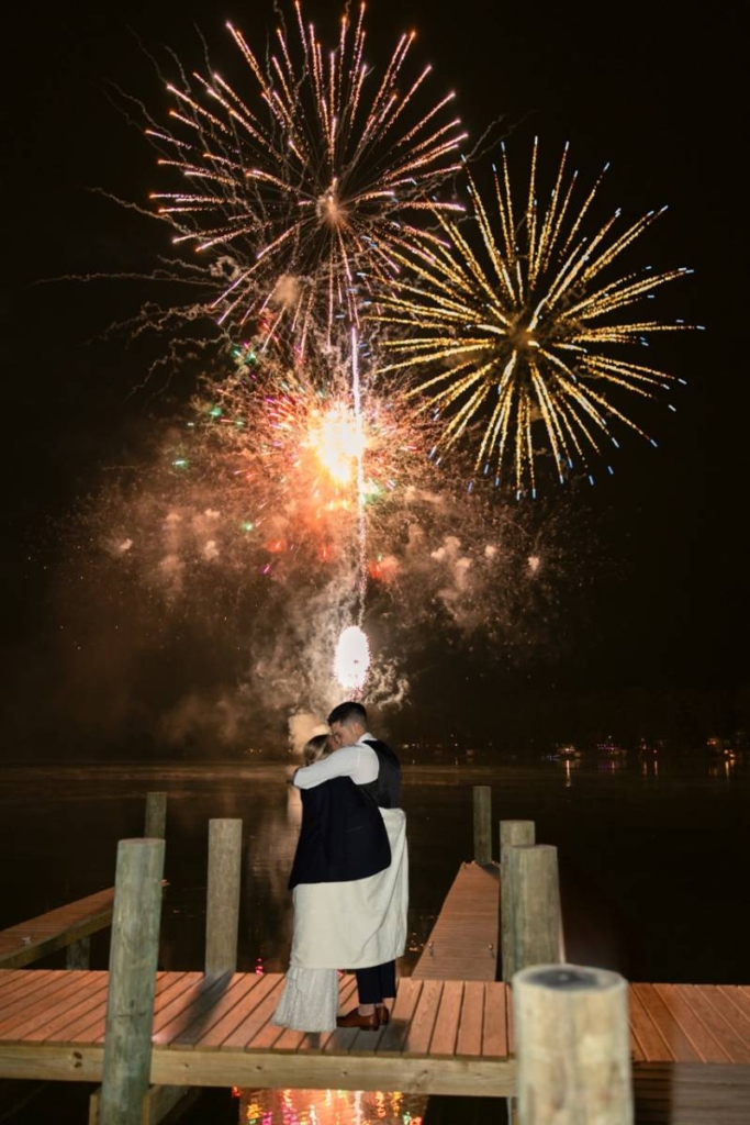 1229512-51270-l-56483apuvAgu