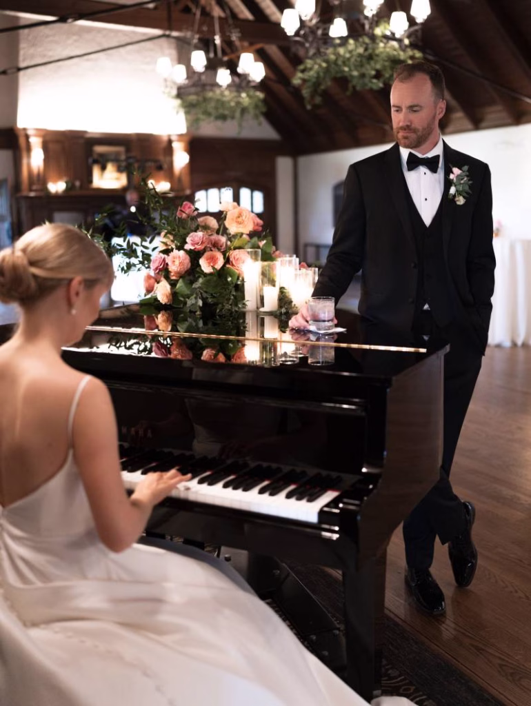 1235863-51548-l-56483EXEhyRE