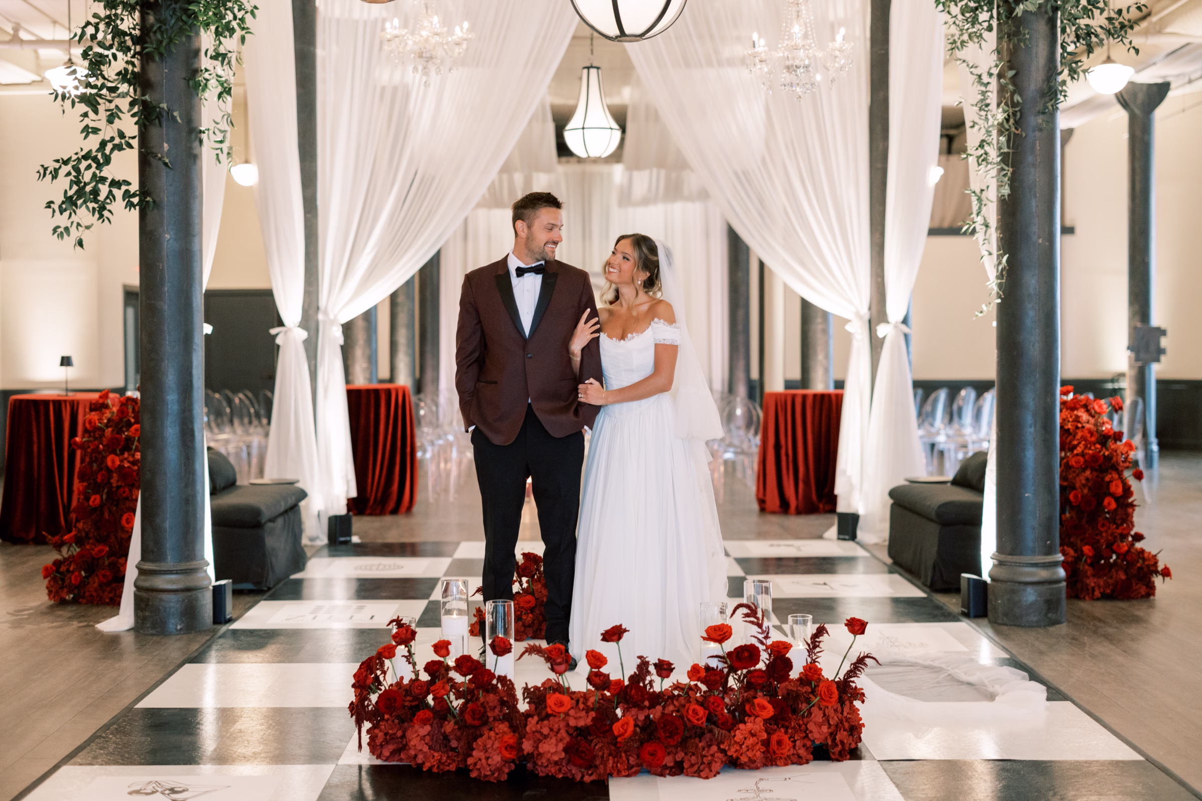 Two Bold Wedding Editorials at The Pritzlaff: Scarlet Noir & Groovy Garnet