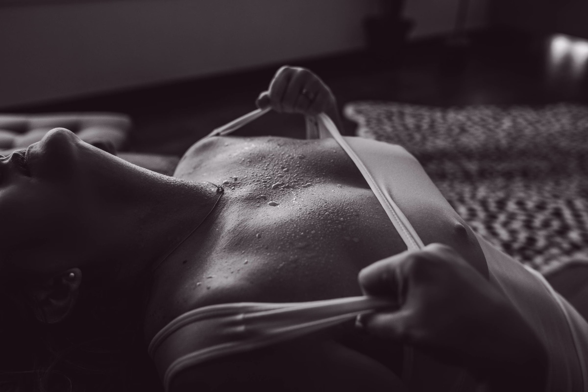 Buxom-Boudoir-full-service-boudoir-photography-wedding-gift-Milwaukee-Wisconsin-006