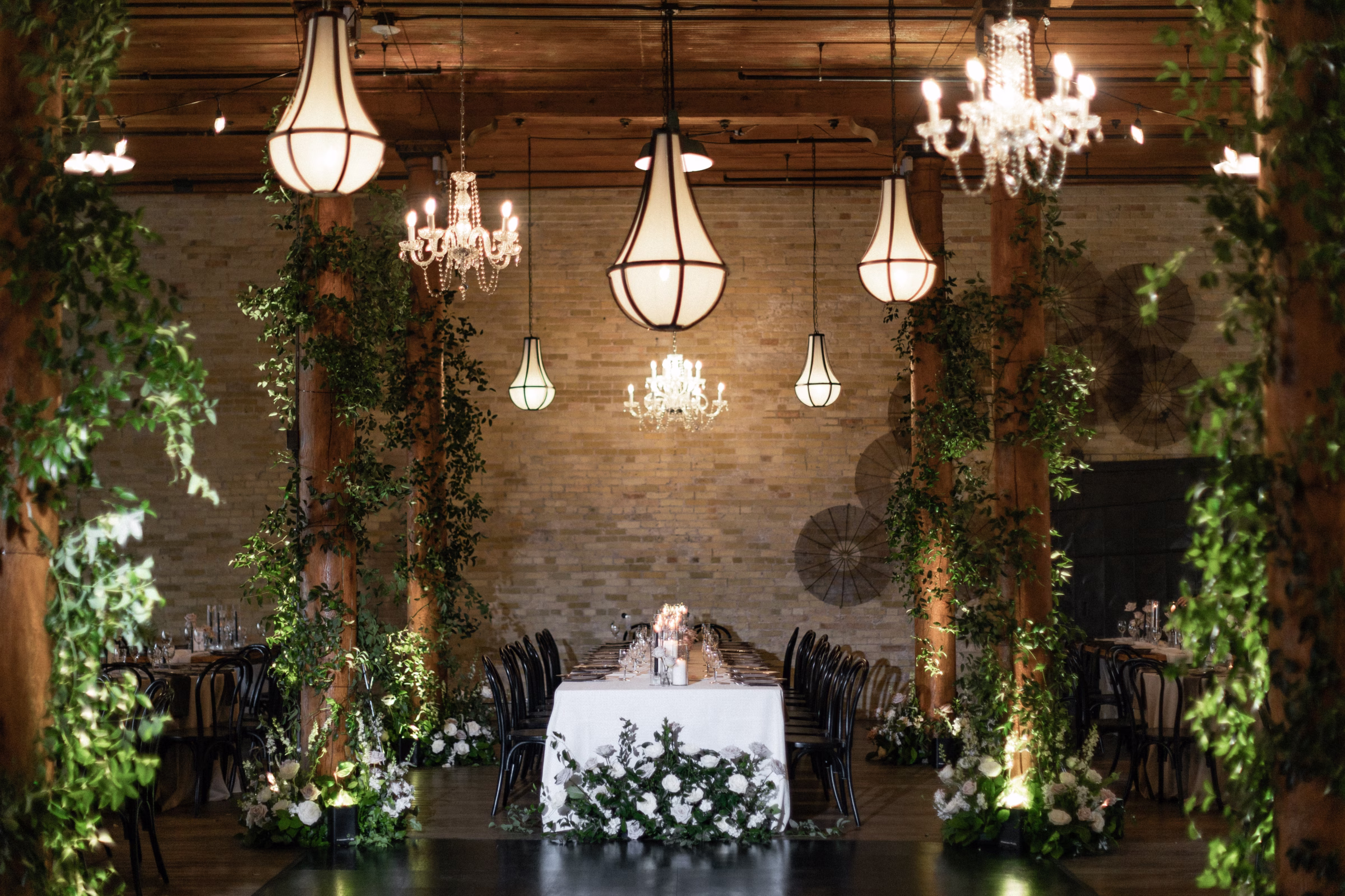 A Luxurious Black-Tie Wedding at Pritzlaff Events in Milwaukee | Courtney & Cole