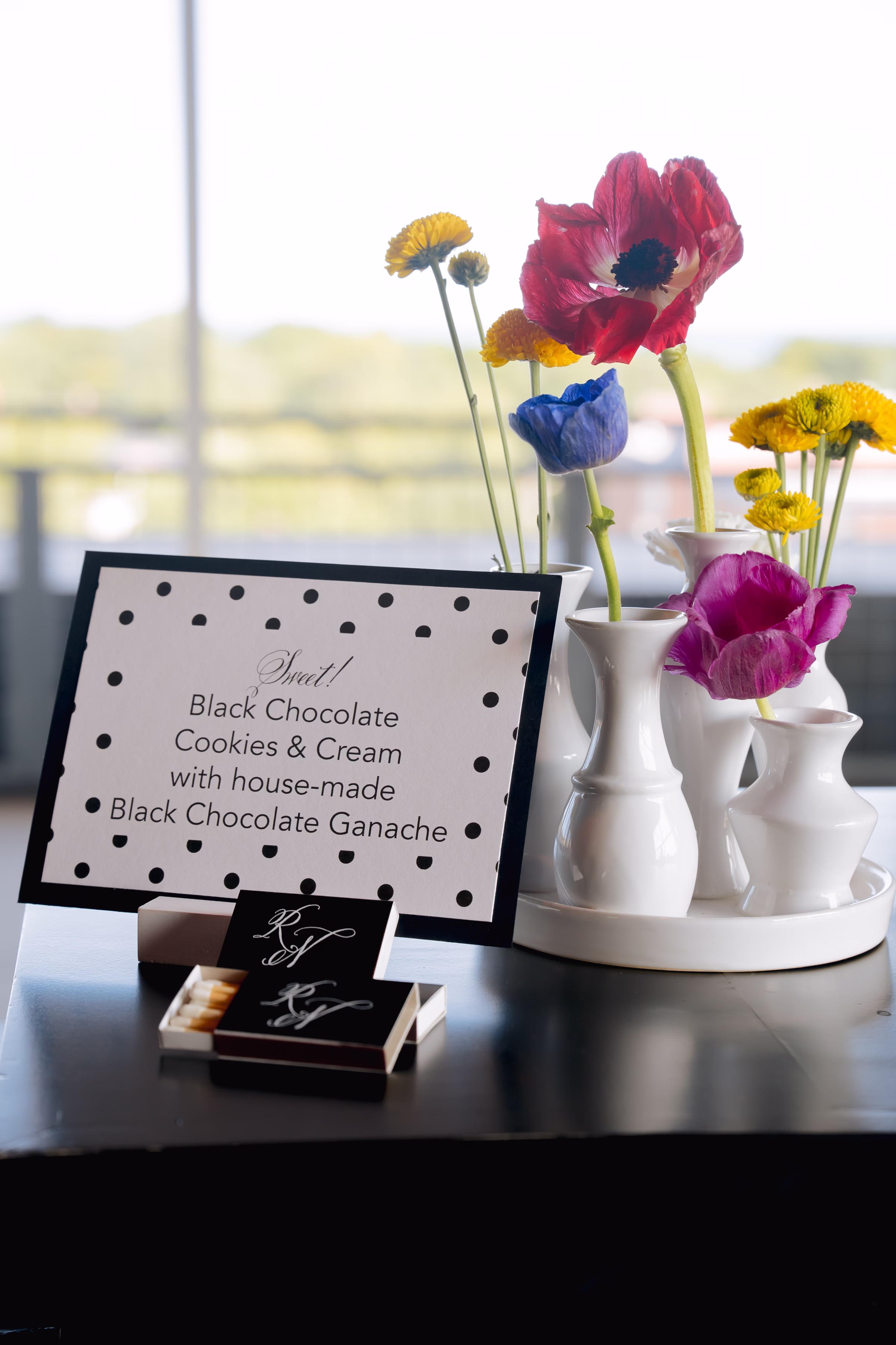 black-and-white polka dot dessert signage from Paper Envy, LLC