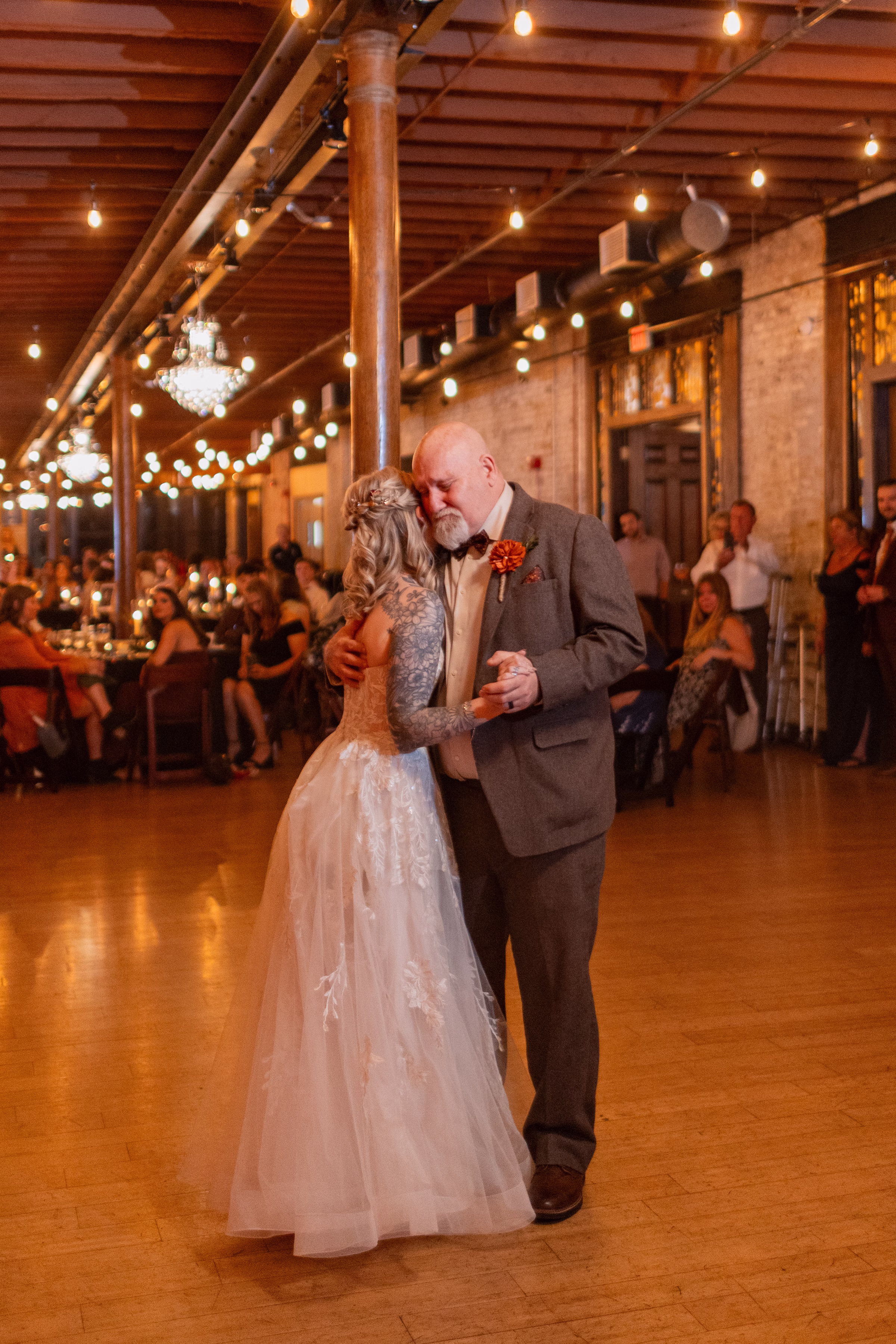 moody romantic fall wedding loft on broadway milwaukee reception dancing 806 1362 - A Moody, Romantic Fall Wedding at The Loft on Broadway | Sarah + Nathan a father-daughter wedding dance at The Loft on Broadway in Milwaukee, Wisconsin